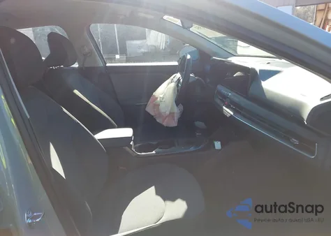 2025 Kia K4 Lxs from USA, damaged, VIN 3KPFT4DE6SE200373